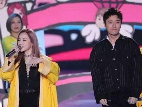 讲故事吃瓜娱乐圈,揭秘明星幕后故事，一起吃瓜狂欢