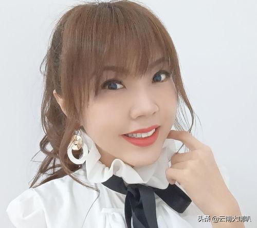 娱乐吃瓜女艺人背景,娱乐圈女艺人背后的故事与压力