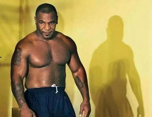 《泰森》在线观看,拳王传奇的兴衰之路