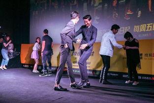 极速前进3在线观看,巅峰对决，速度与激情的极限挑战